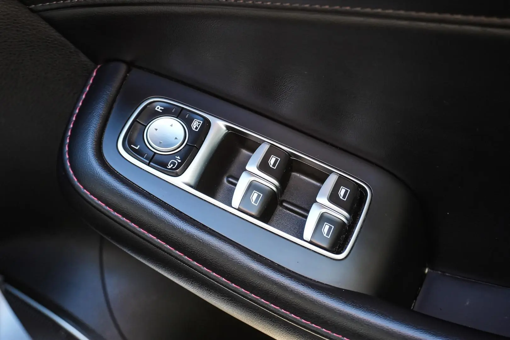 2022 MG HS Gallery Image 17