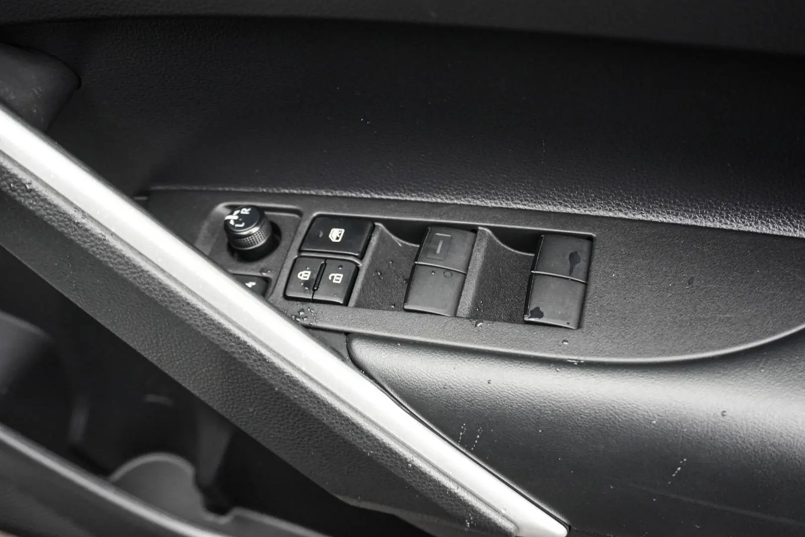 2024 Toyota Corolla Cross Gallery Image 17