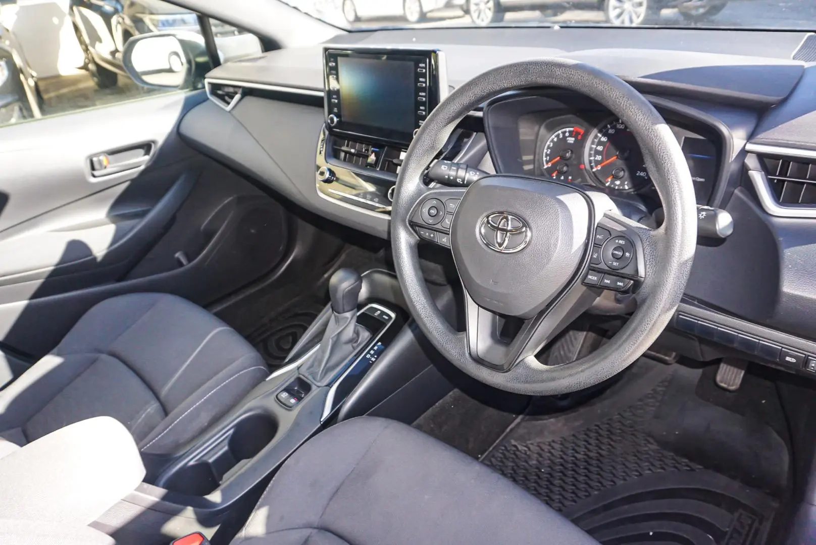 2021 Toyota Corolla Gallery Image 6