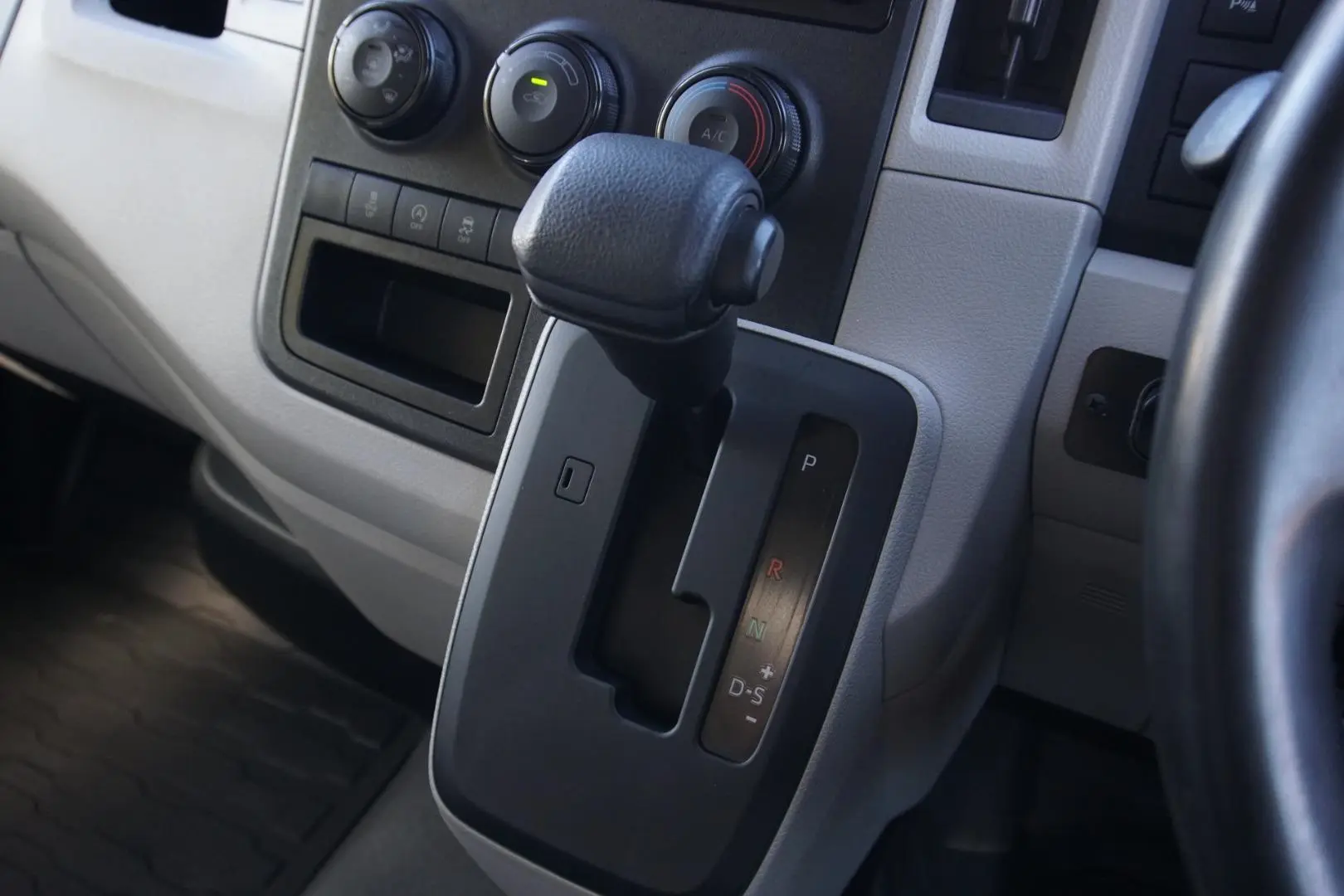 2020 Toyota Hiace Gallery Image 26