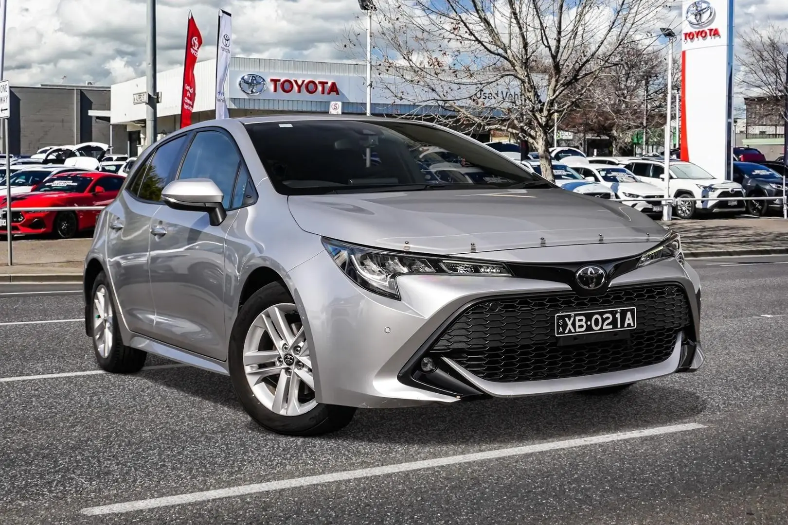 2020 Toyota Corolla SX (XB021A) Image 1