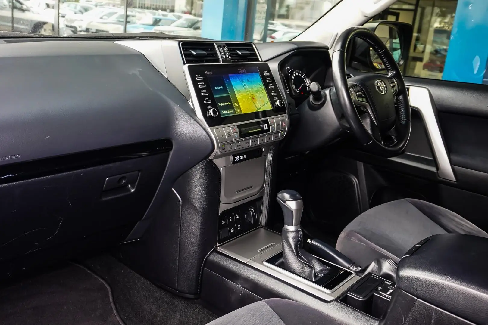 2021 Toyota Landcruiser Prado Gallery Image 10