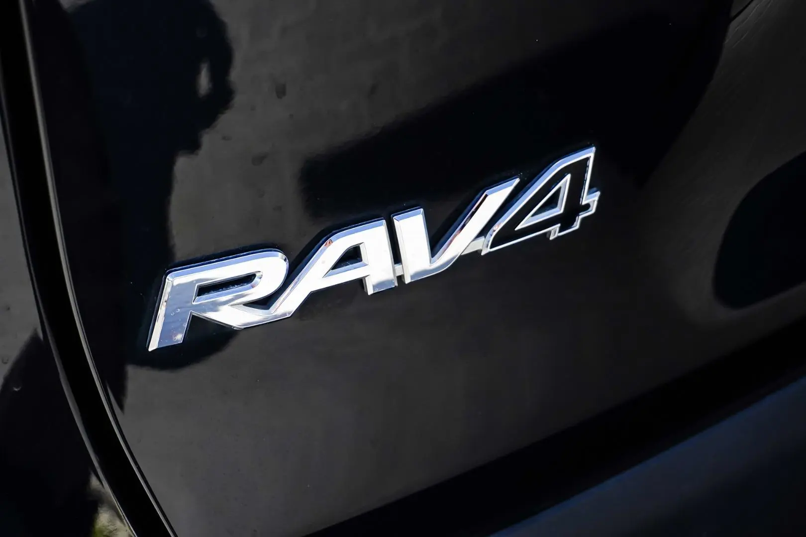 2022 Toyota RAV4 Gallery Image 16