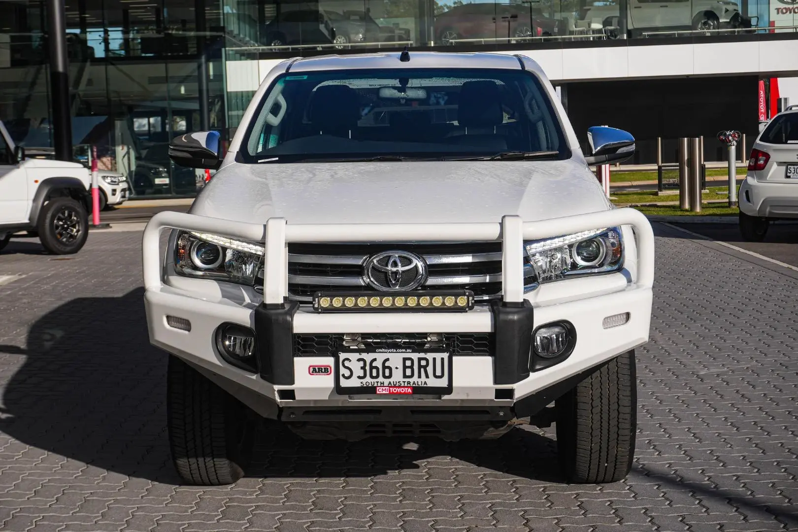 2017 Toyota Hilux Gallery Image 5
