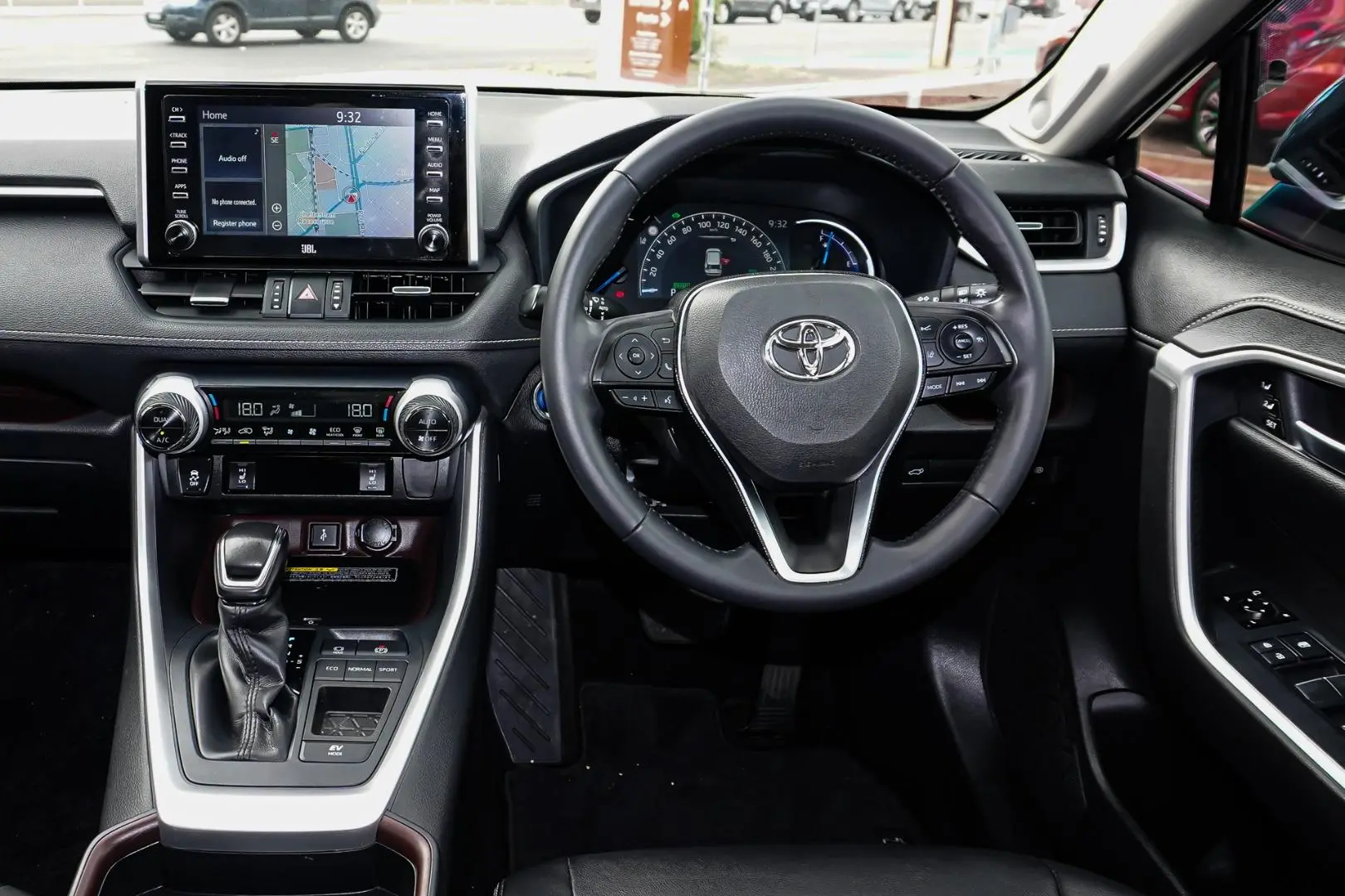 2020 Toyota RAV4 Gallery Image 9