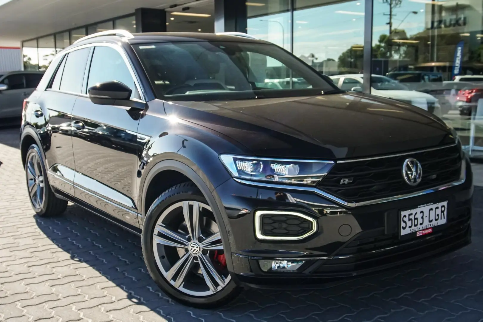 2020 Volkswagen T-Roc Gallery Image 1