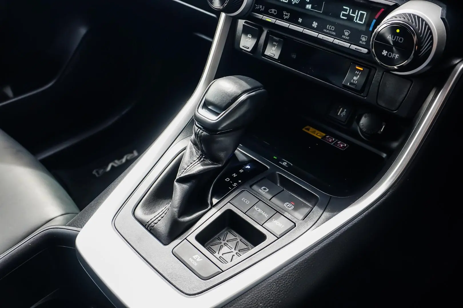 2022 Toyota RAV4 Gallery Image 19