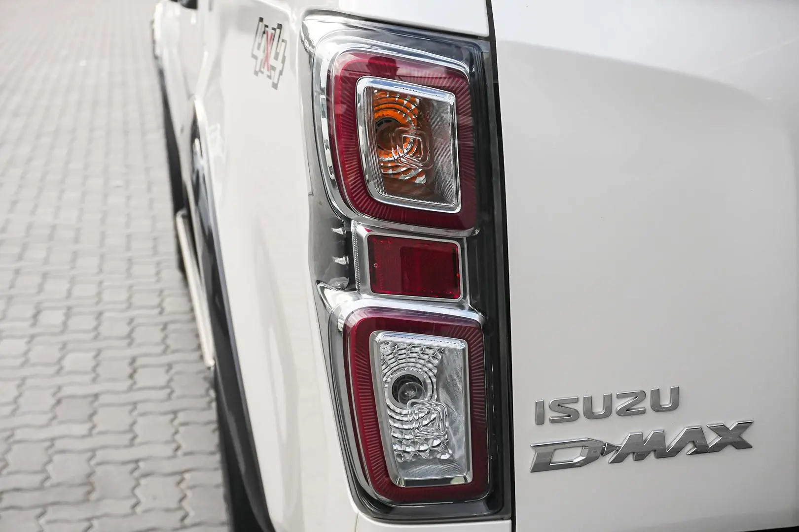 2020 Isuzu D-MAX Gallery Image 14