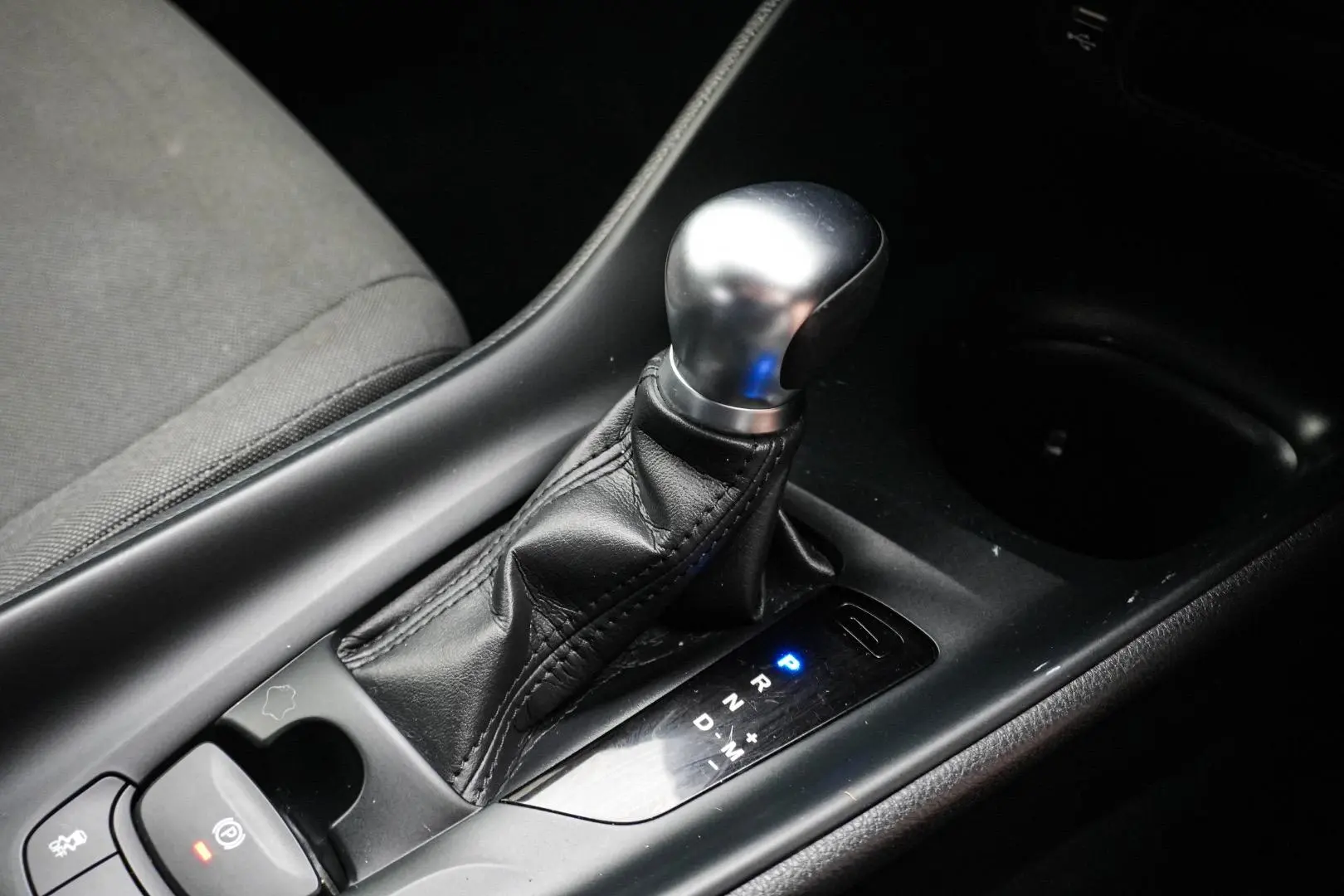 2021 Toyota C-HR Gallery Image 19