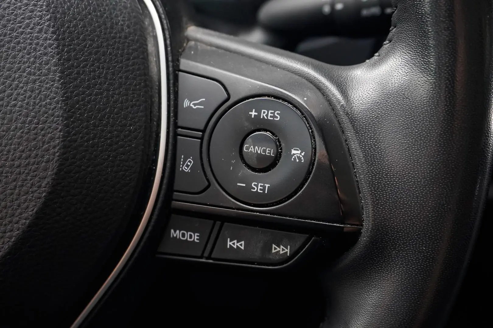2021 Toyota RAV4 Gallery Image 20