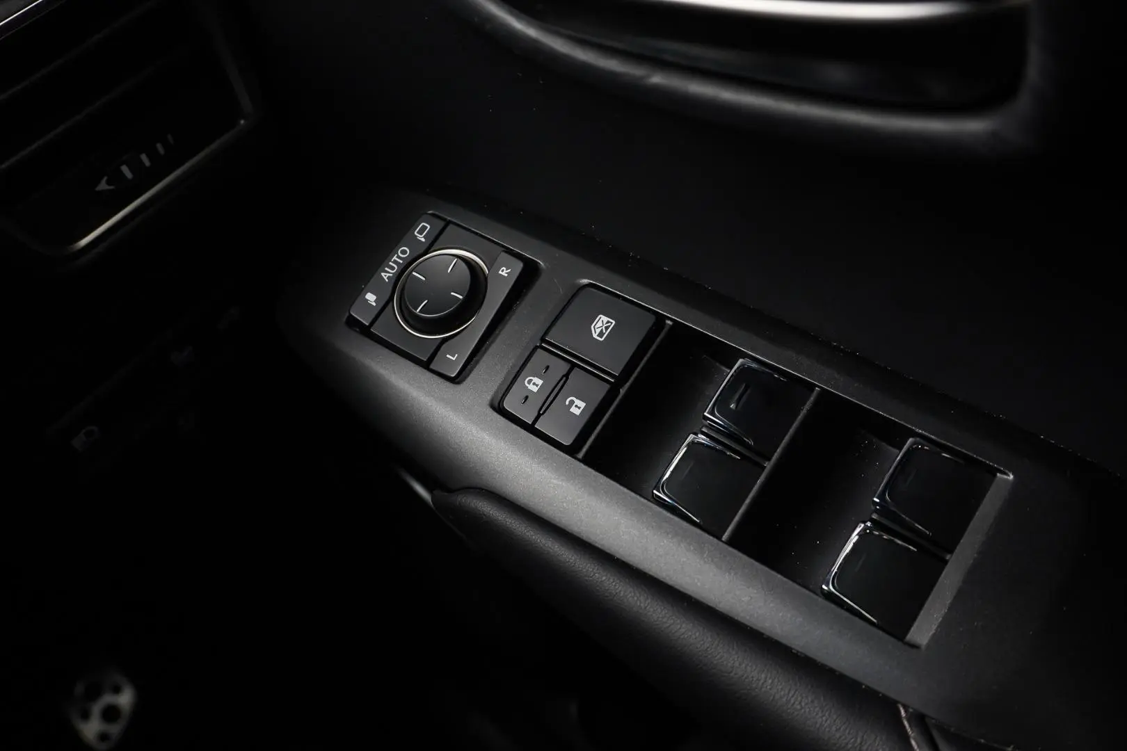 2018 Lexus NX Gallery Image 24