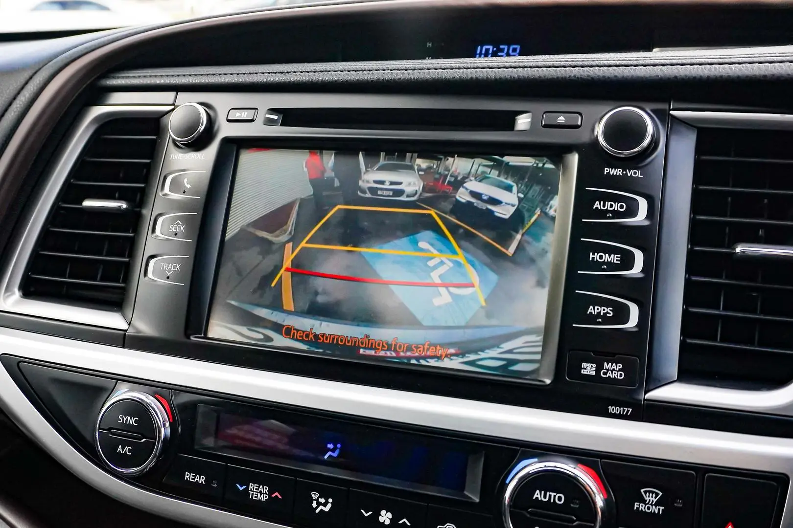 2014 Toyota Kluger Gallery Image 23