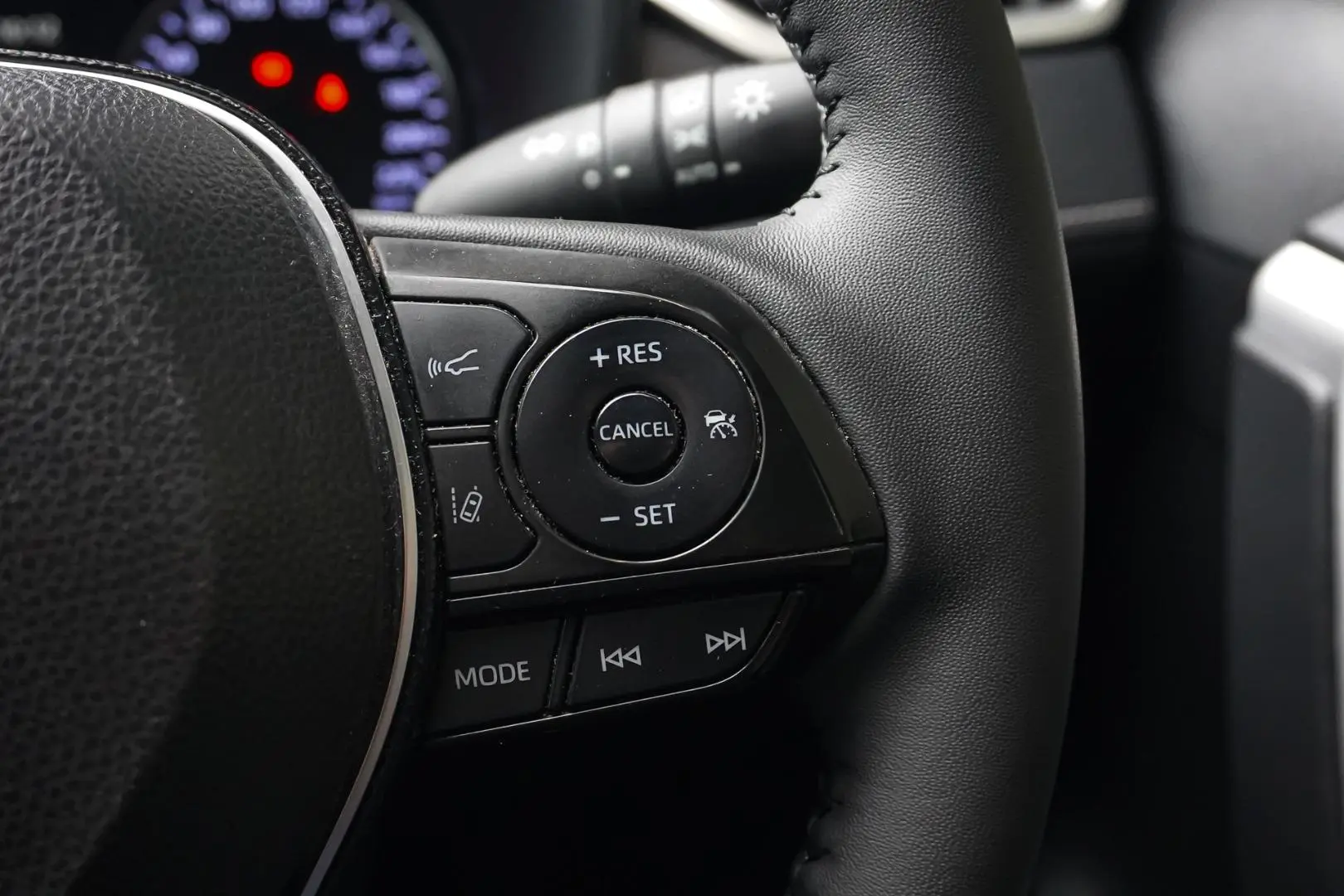 2019 Toyota RAV4 Gallery Image 21