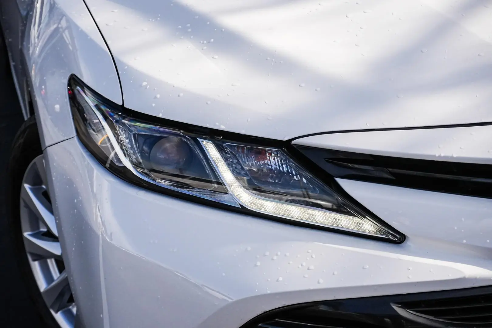 2018 Toyota Camry Gallery Image 11