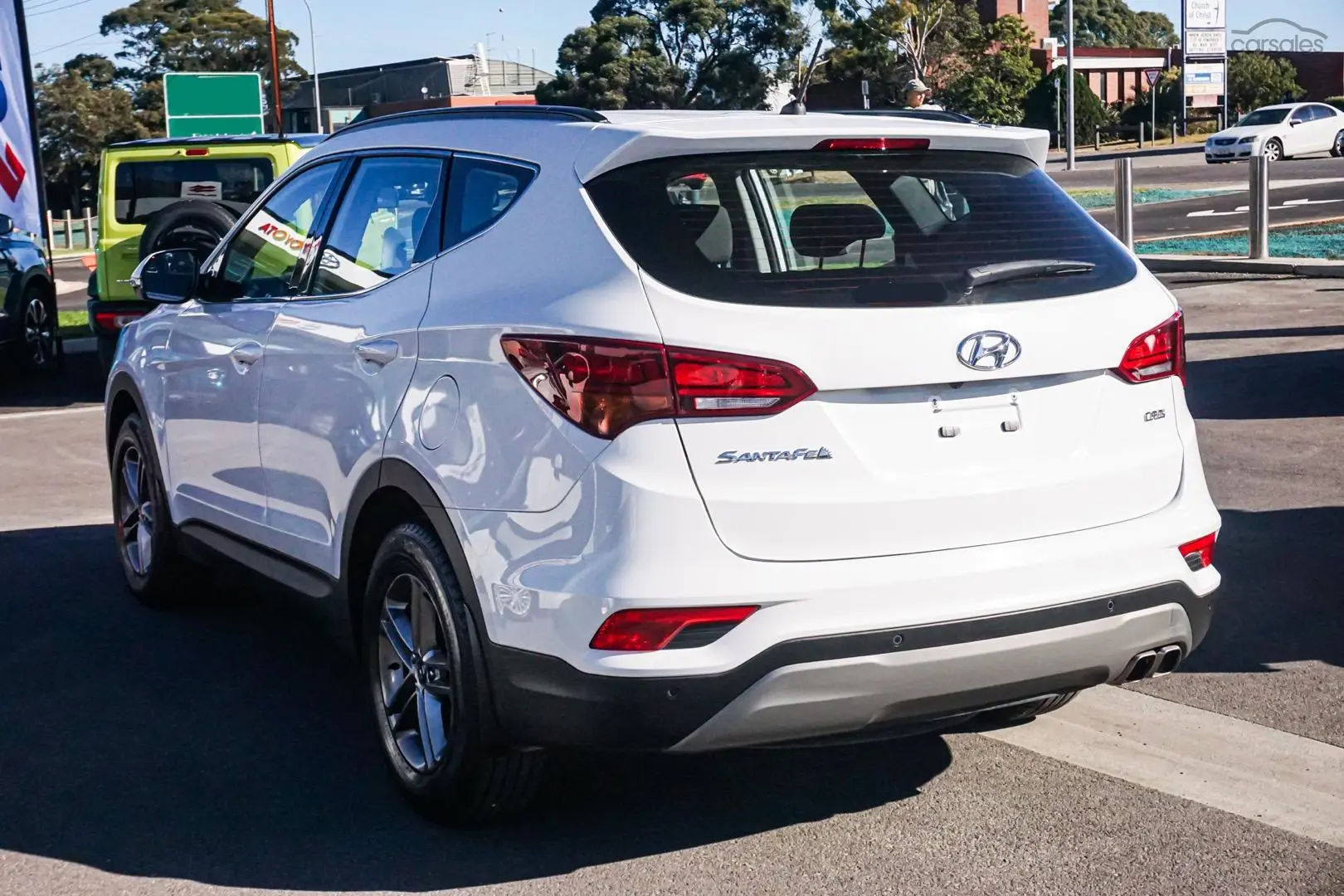 2018 Hyundai Santa Fe Image 2