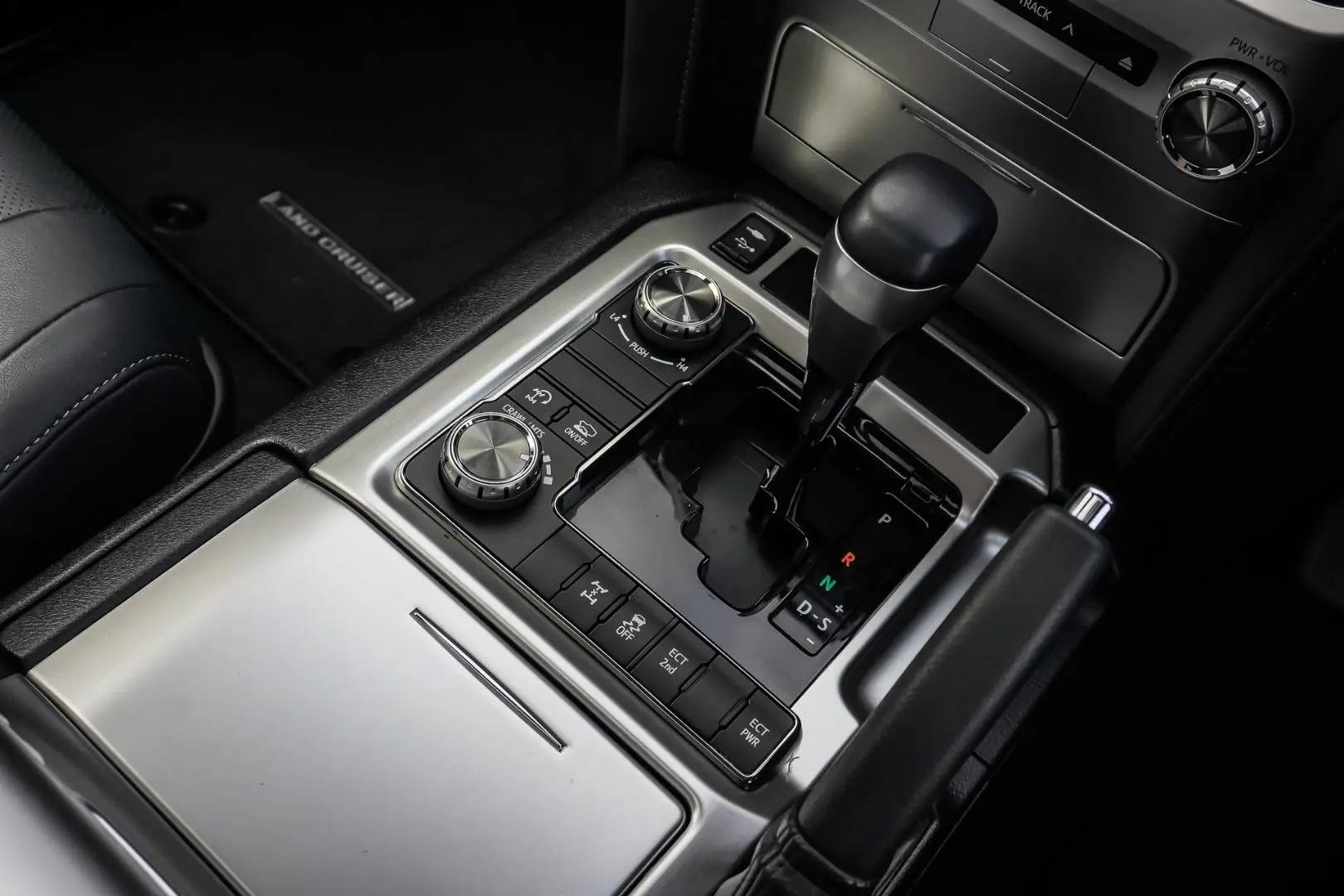 2021 Toyota Landcruiser Gallery Image 20