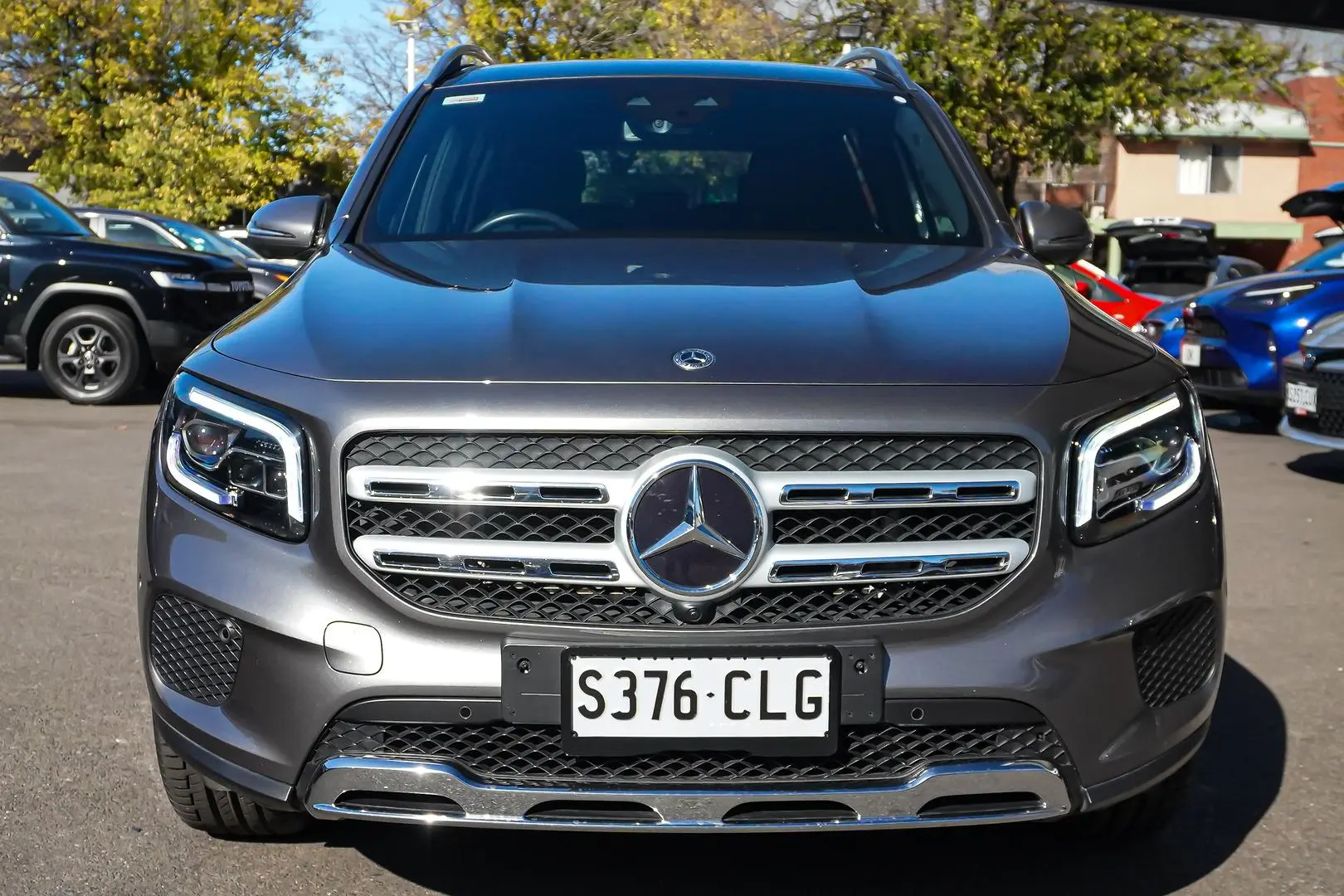 2021 Mercedes-Benz GLB-Class Gallery Image 4