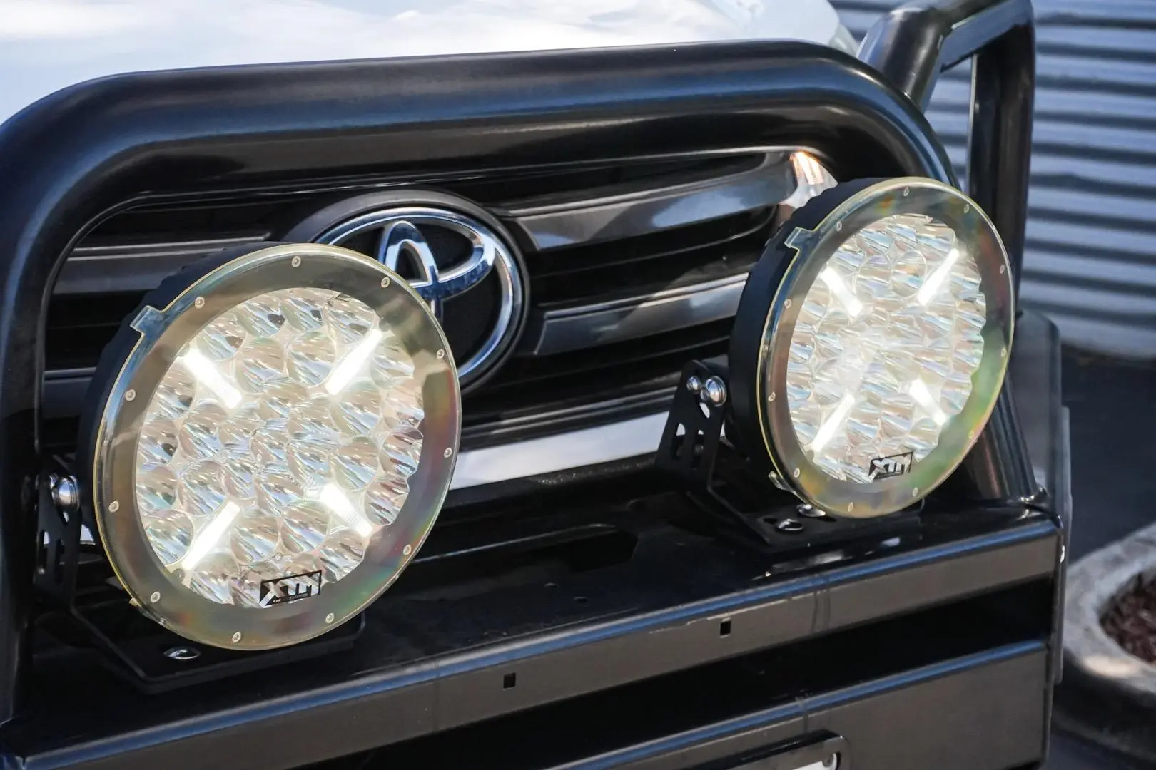 2018 Toyota Hilux Gallery Image 8