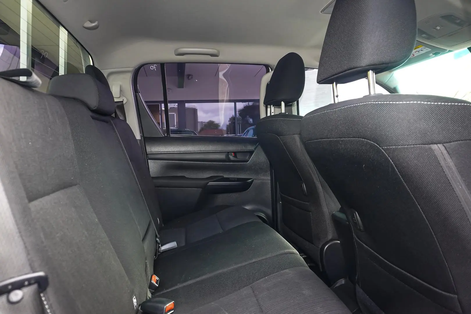 2019 Toyota Hilux Gallery Image 7
