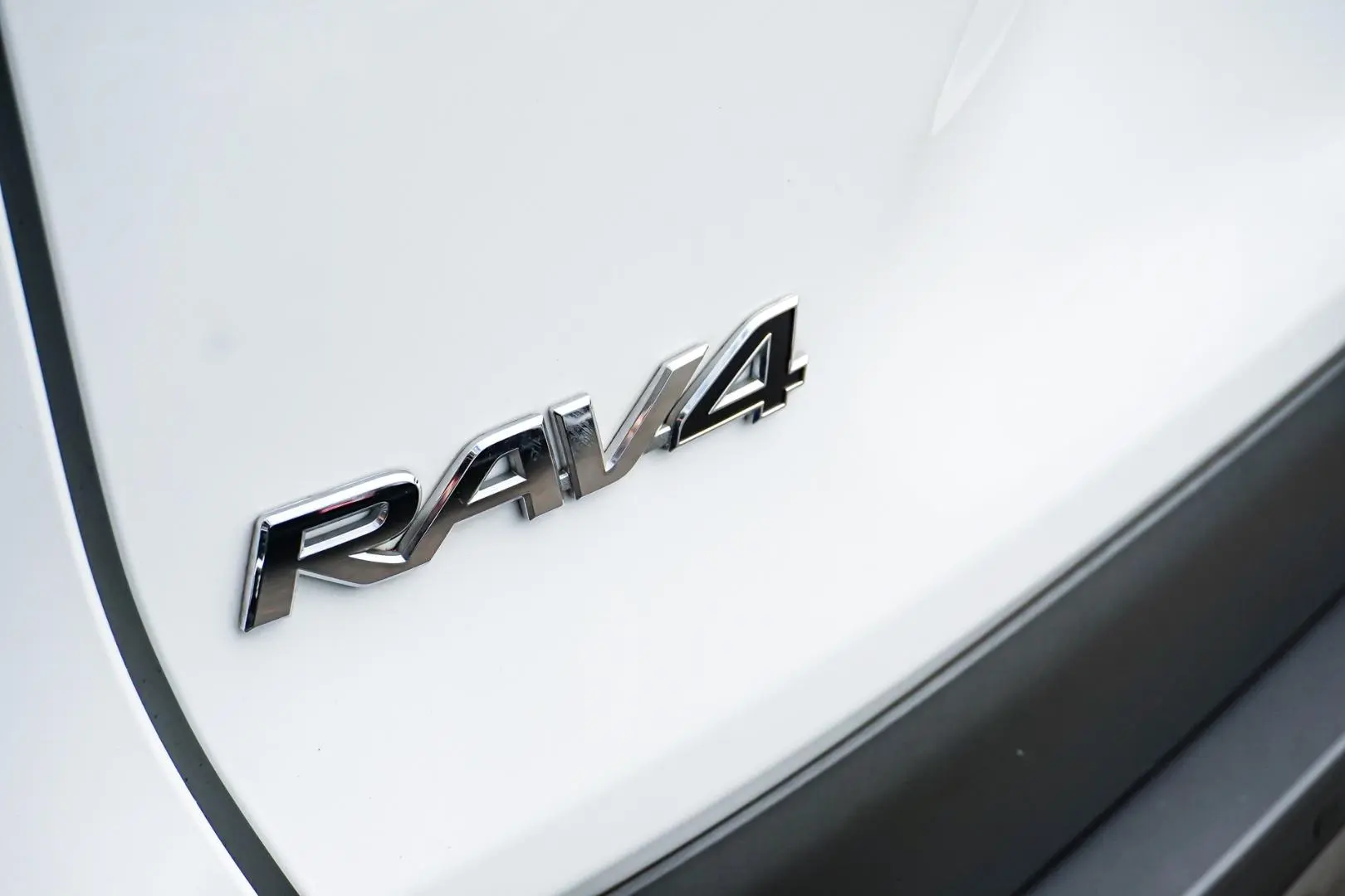 2022 Toyota RAV4 Gallery Image 16