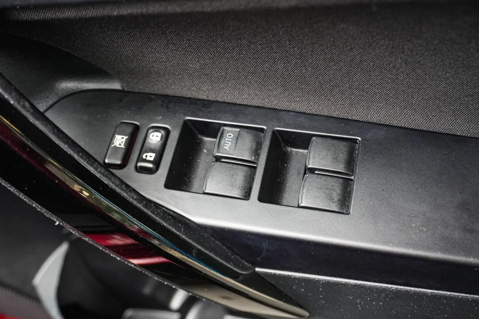 2016 Toyota Corolla Gallery Image 16
