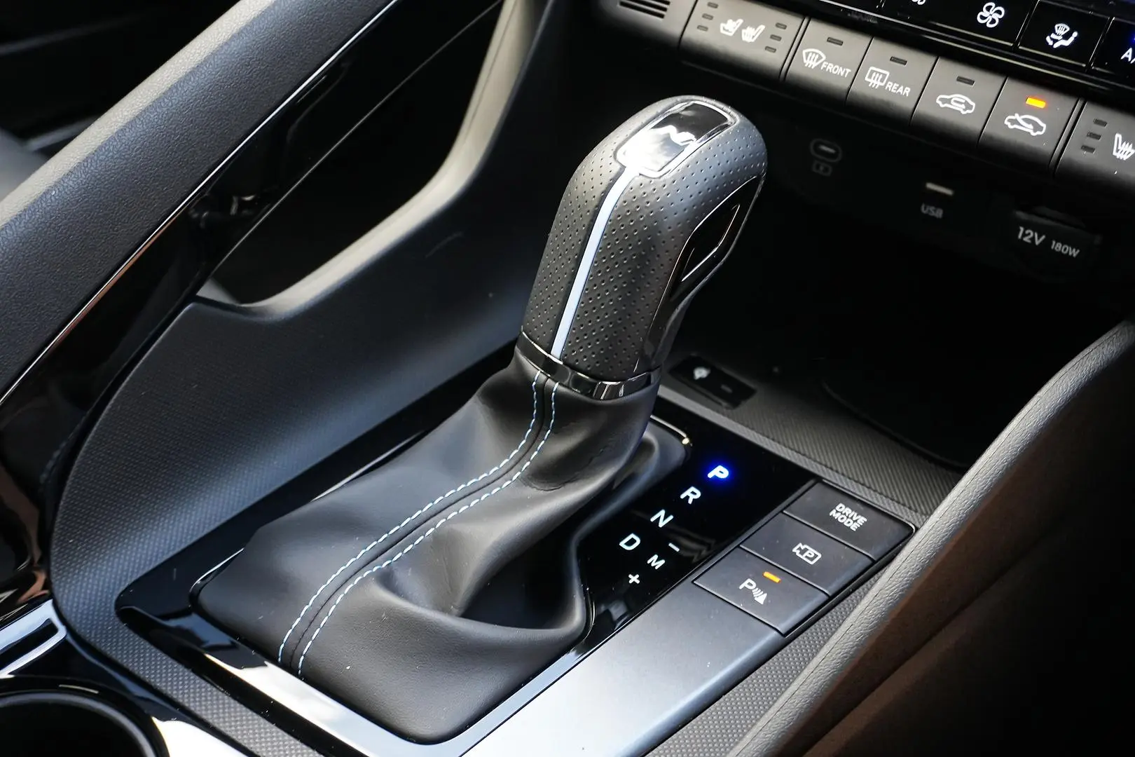 2024 Hyundai i30 Gallery Image 18