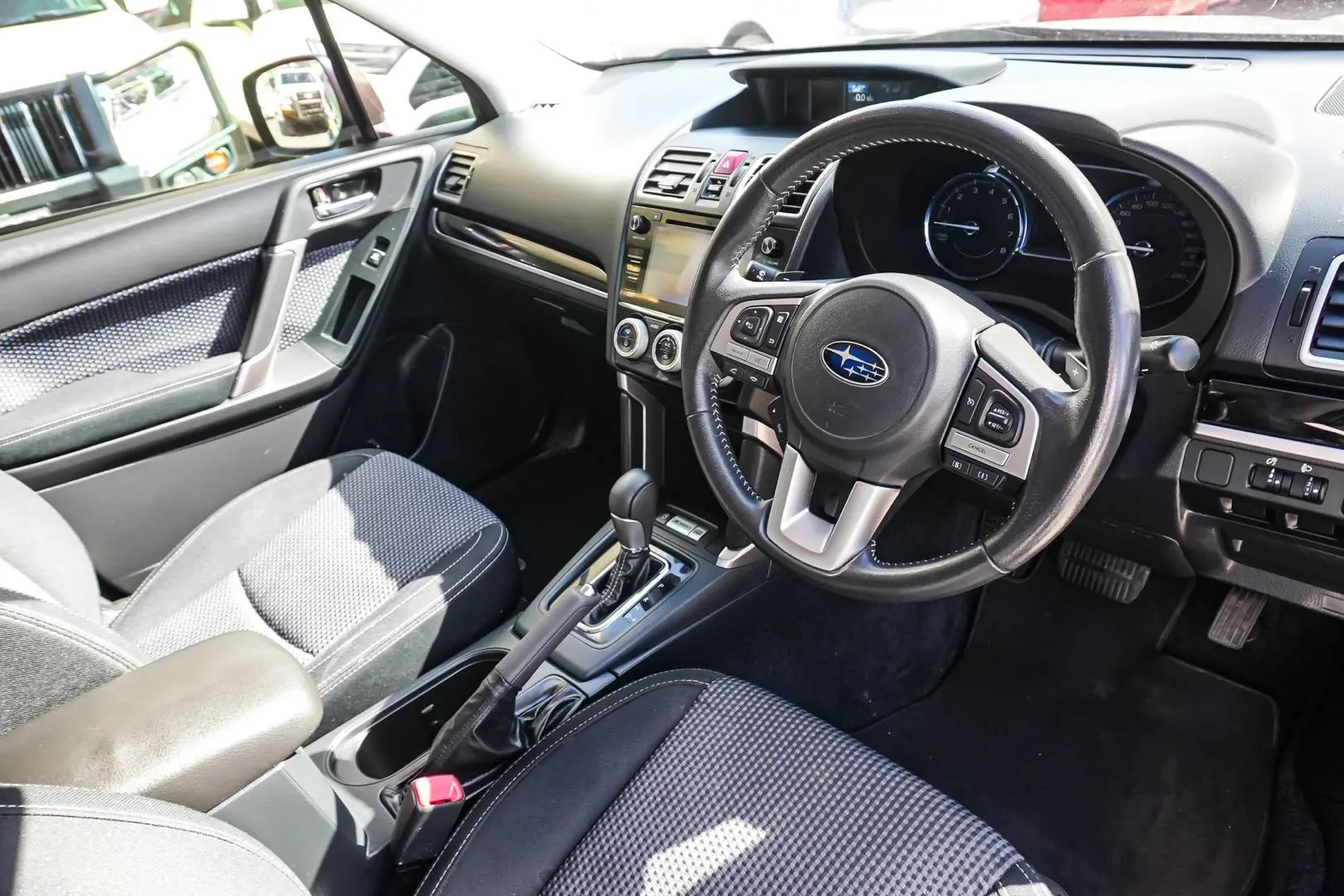 2017 Subaru Forester Gallery Image 7