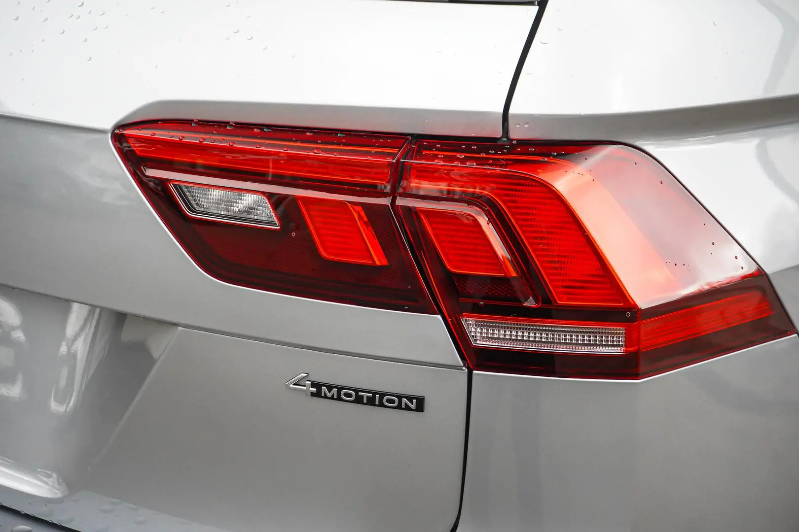 2022 Volkswagen Tiguan Gallery Image 15