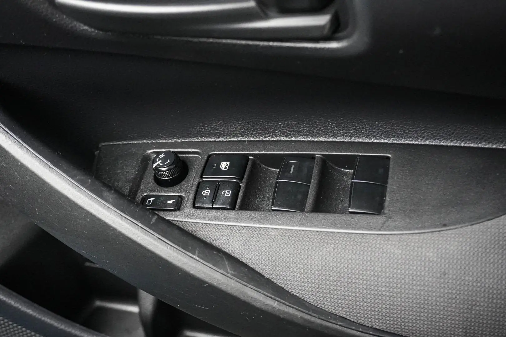 2022 Toyota Corolla Gallery Image 16