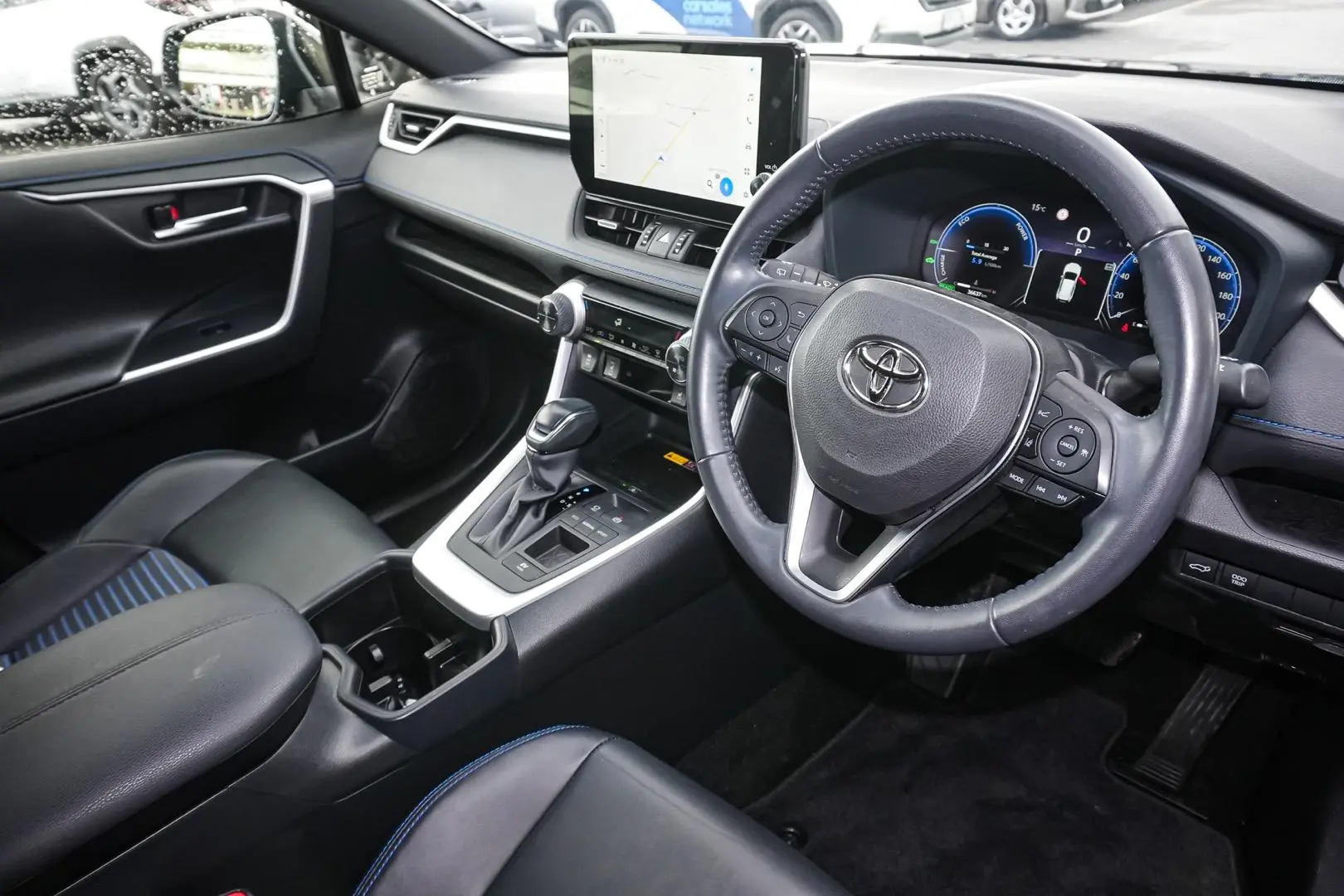 2024 Toyota RAV4 Gallery Image 7