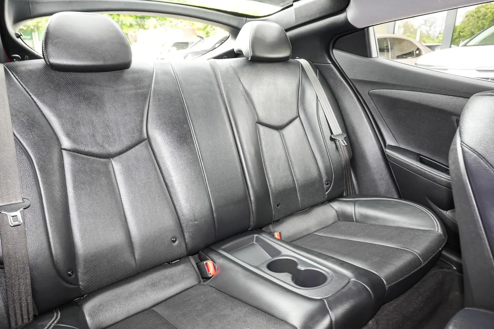 2014 Hyundai Veloster Gallery Image 8