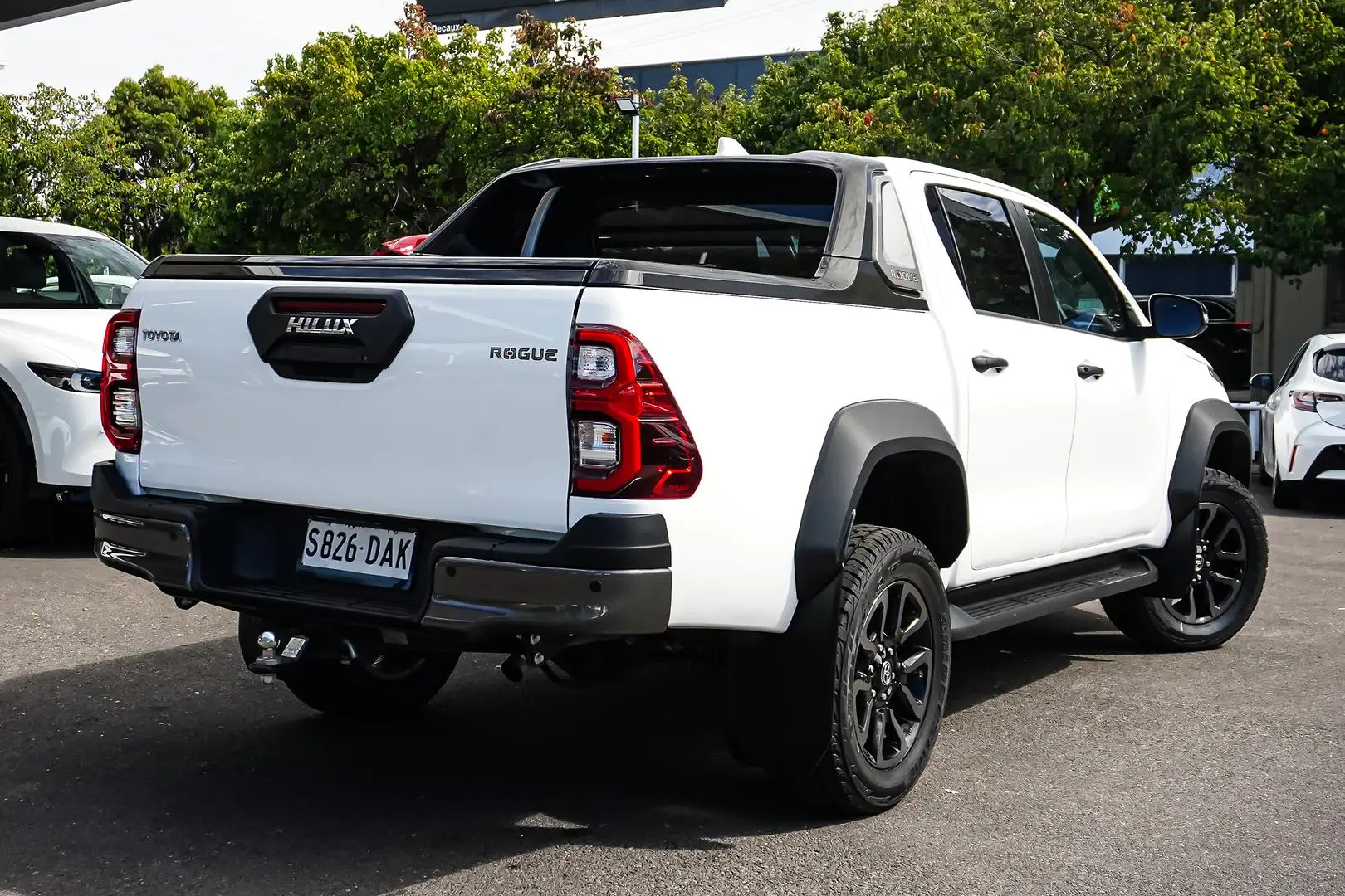 2024 Toyota Hilux Gallery Image 3