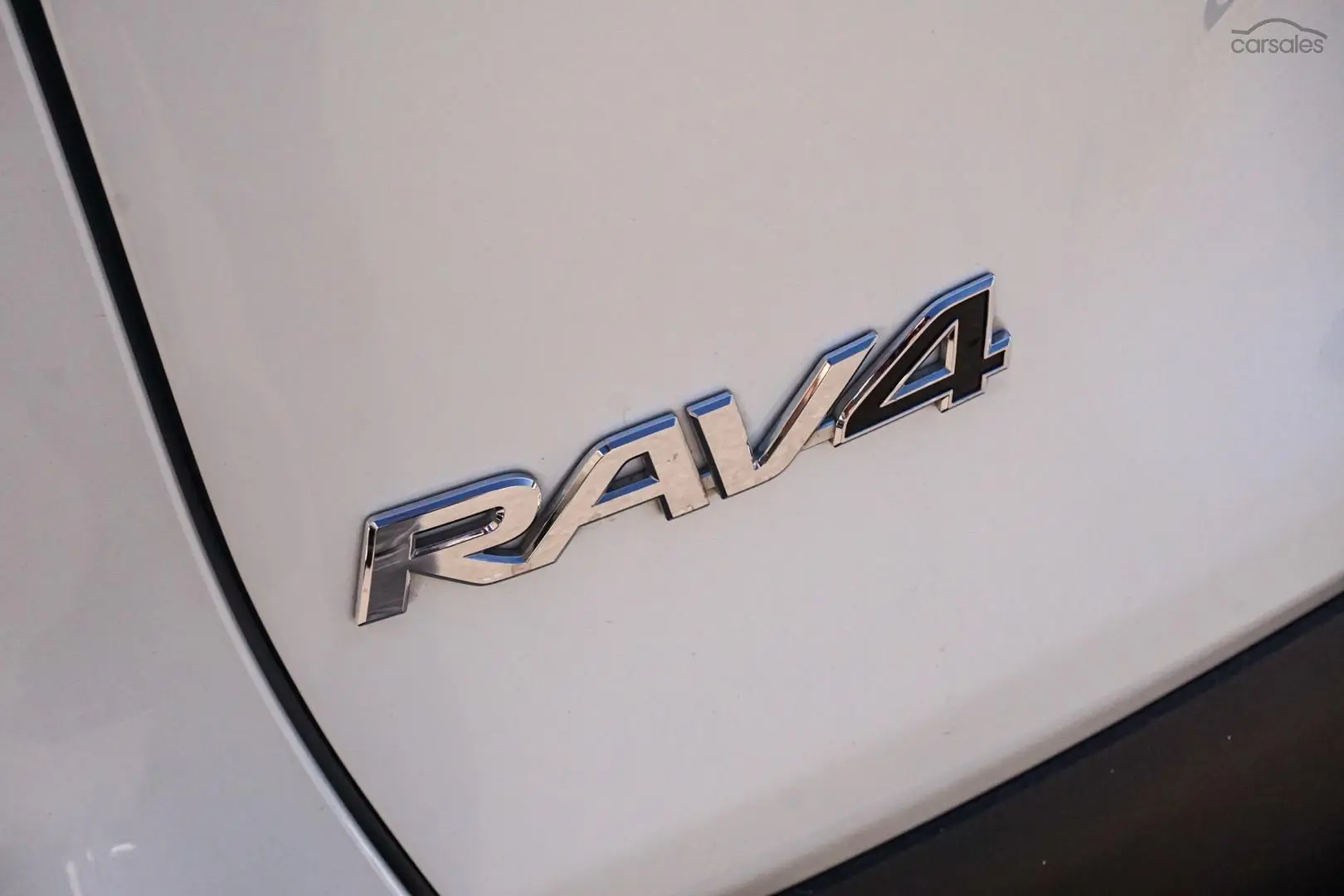 2020 Toyota RAV4 Image 16