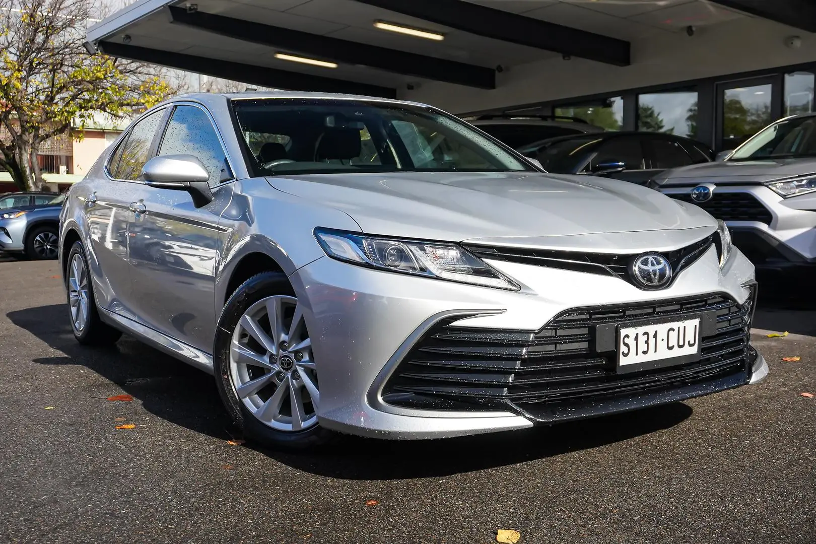2023 Toyota Camry Gallery Image 2