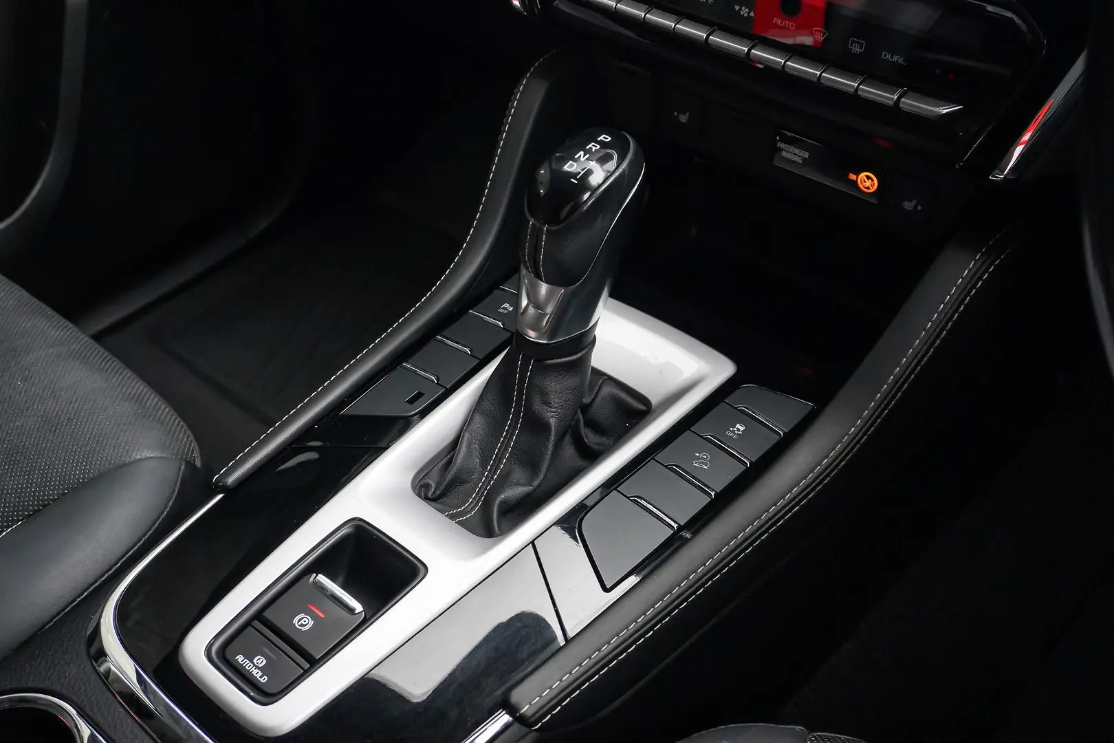 2022 Isuzu MU-X Gallery Image 20