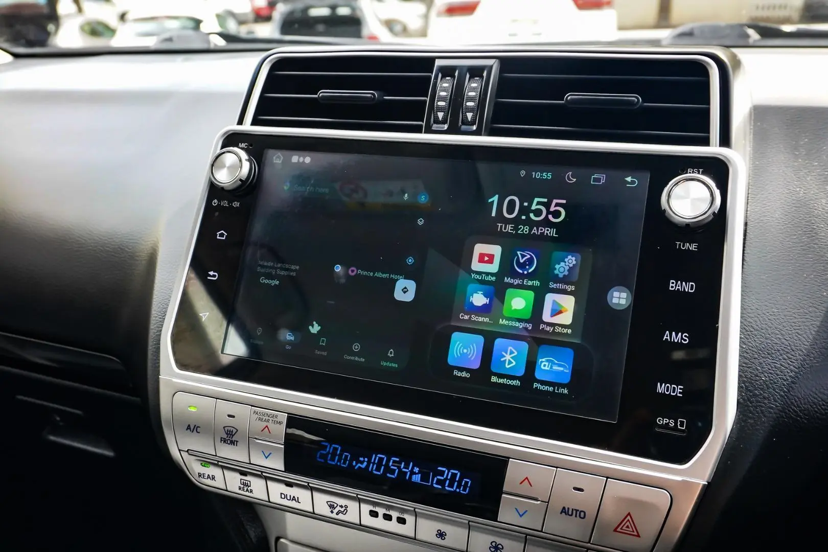 2018 Toyota Landcruiser Prado Gallery Image 24