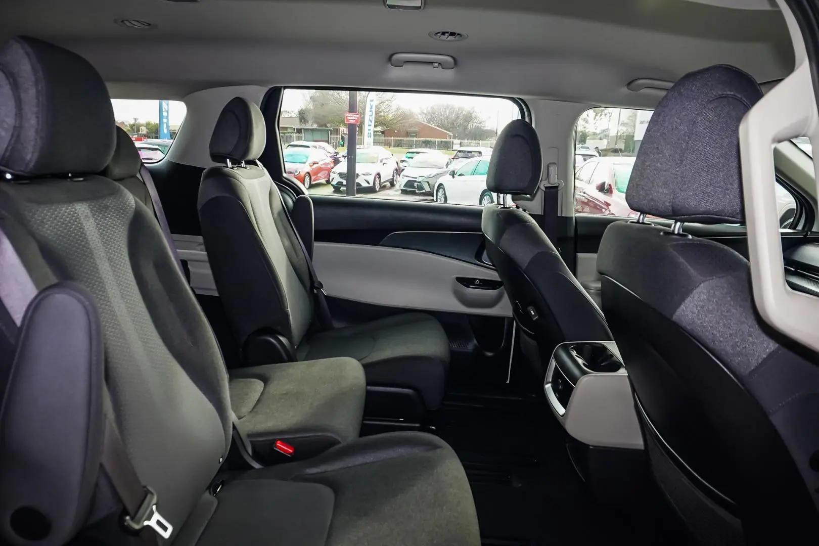 2023 Kia Carnival Gallery Image 7