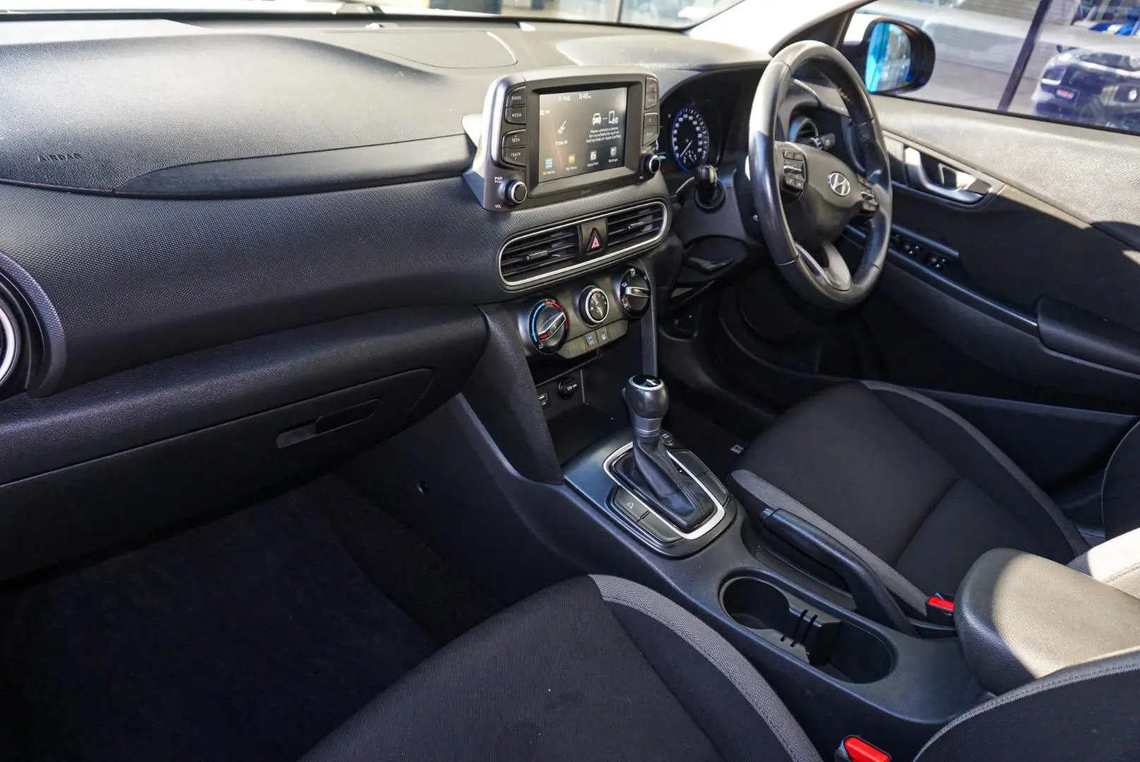 2020 Hyundai Kona Gallery Image 10
