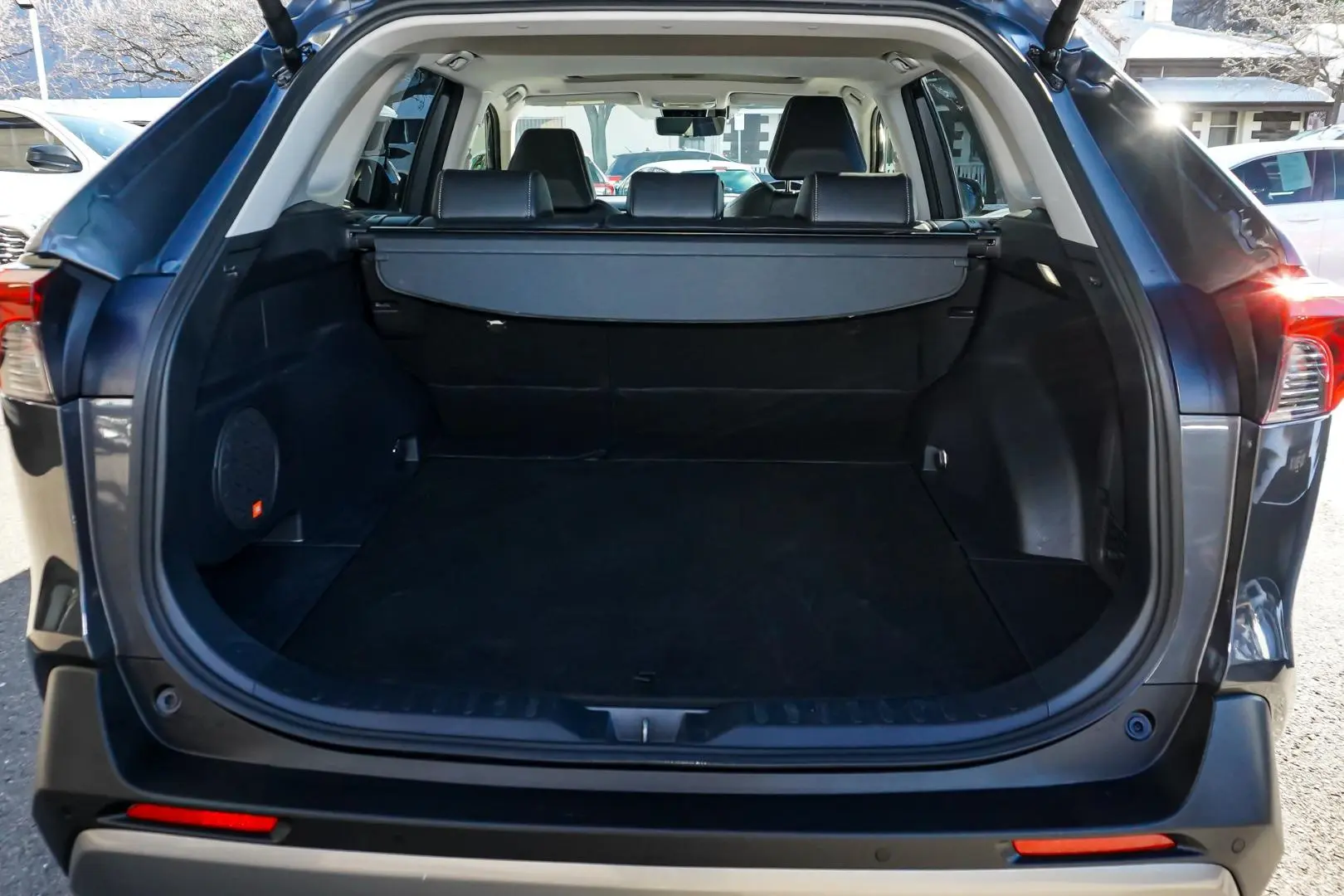 2024 Toyota RAV4 Gallery Image 8