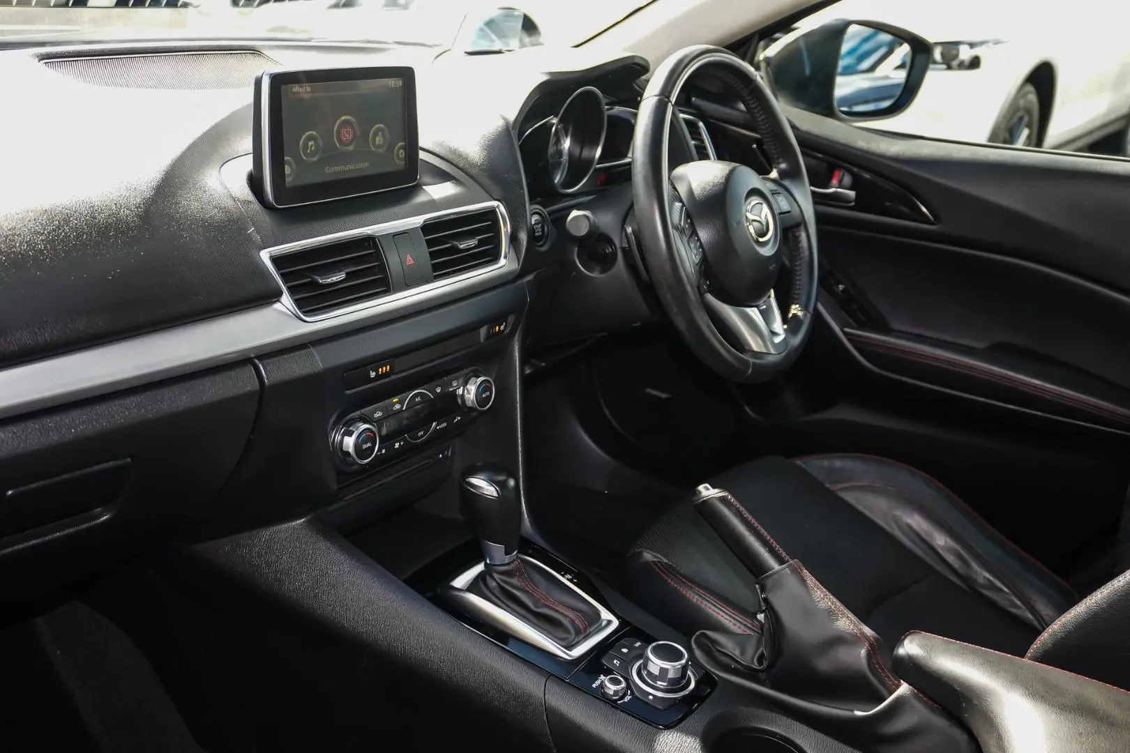 2014 Mazda 3 Gallery Image 10