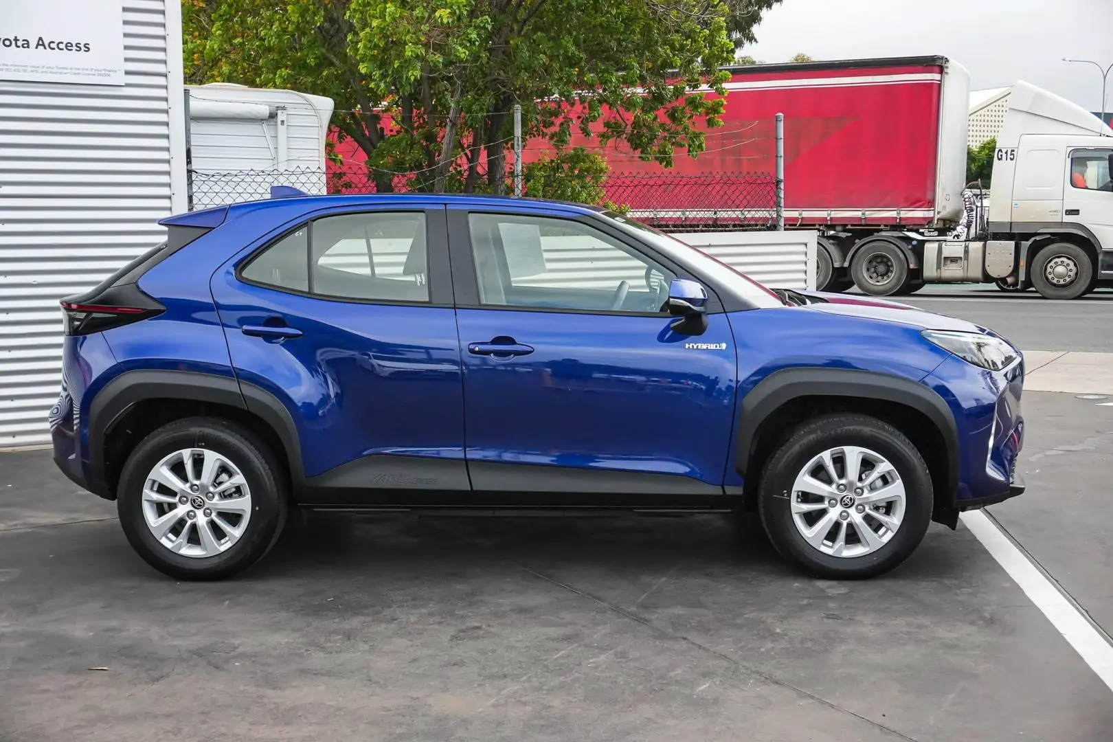 2021 Toyota Yaris Cross Gallery Image 4
