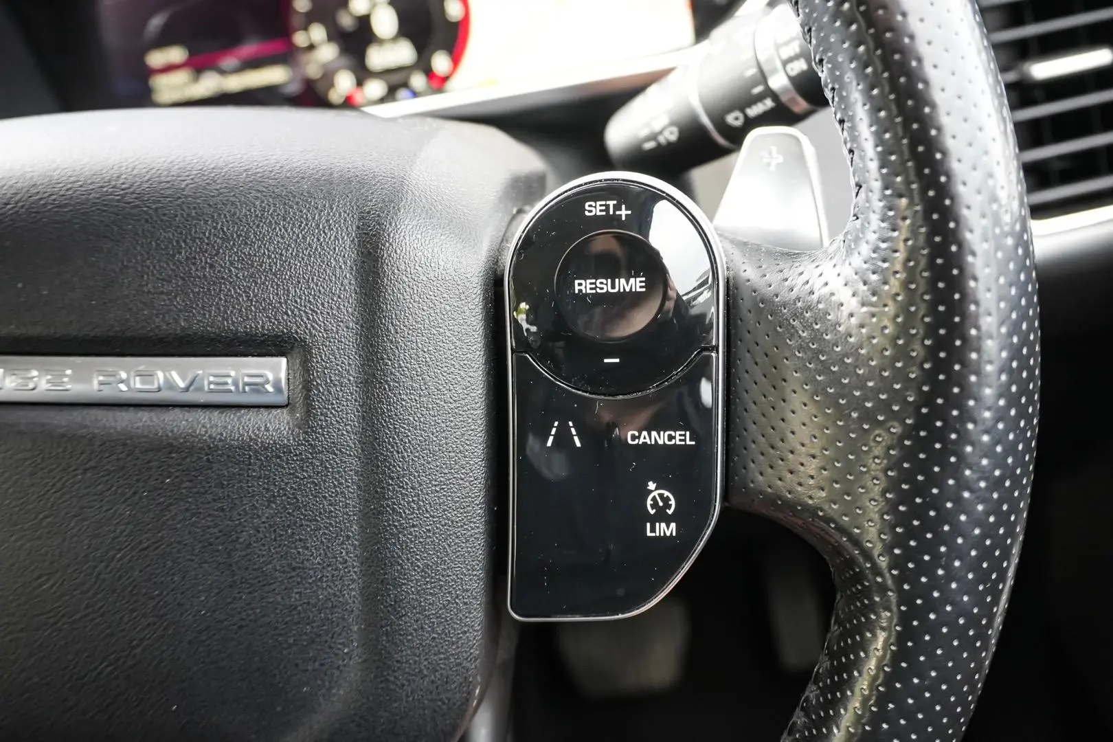 2019 Land Rover Range Rover Sport Gallery Image 21