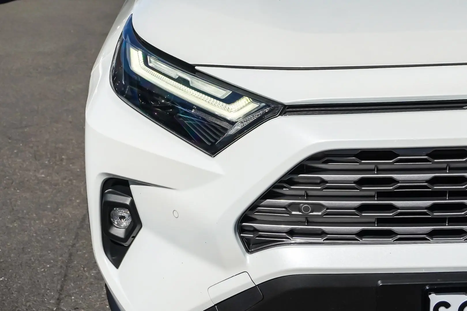 2022 Toyota RAV4 Gallery Image 11