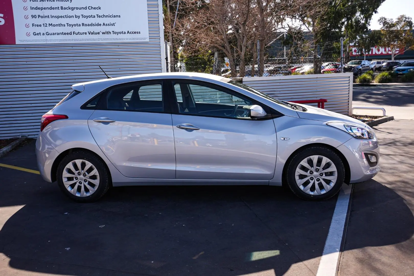 2016 Hyundai i30 Gallery Image 4