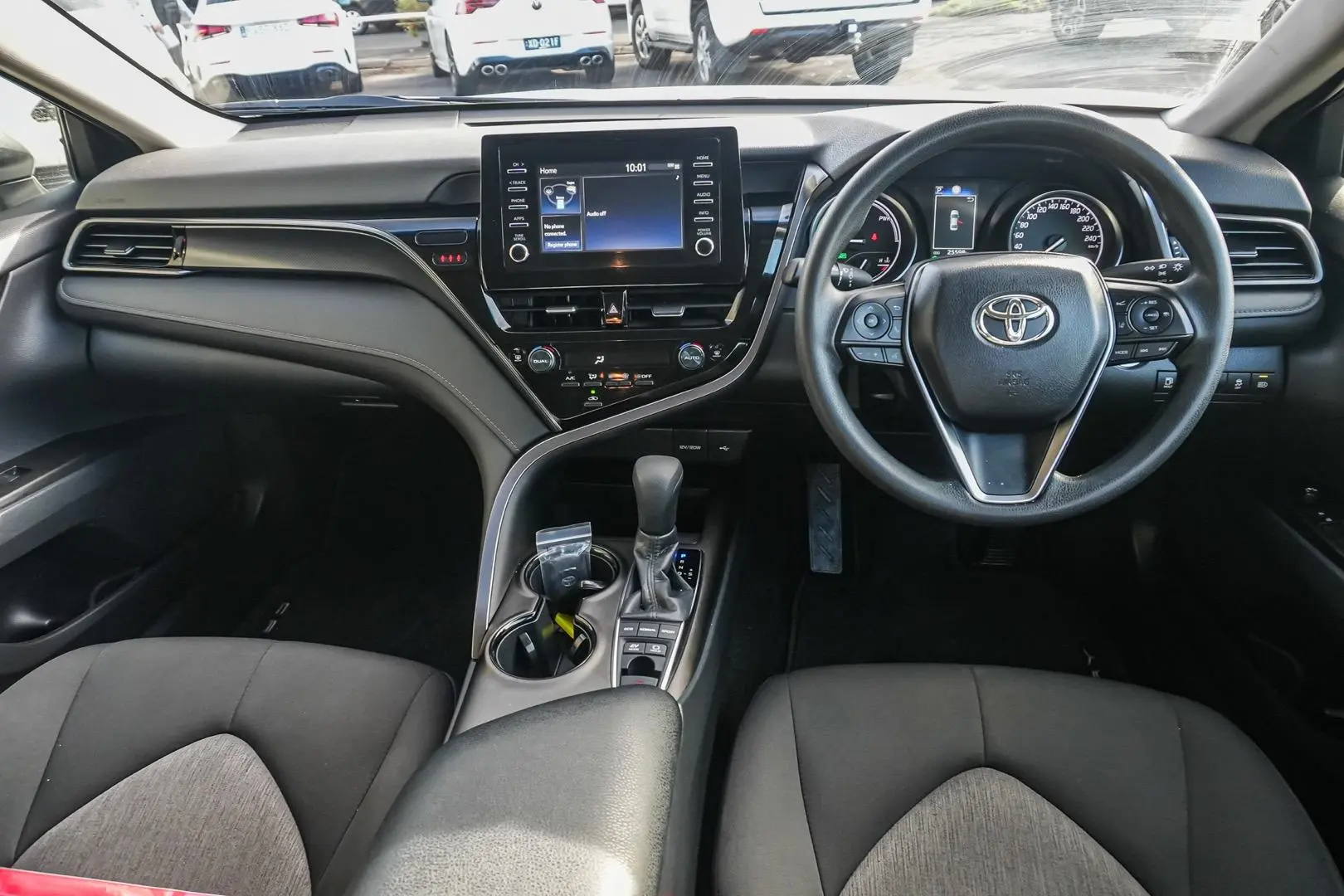2024 Toyota Camry Gallery Image 8