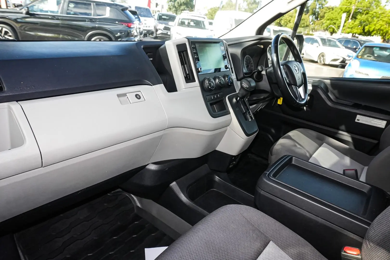 2021 Toyota Hiace Gallery Image 10