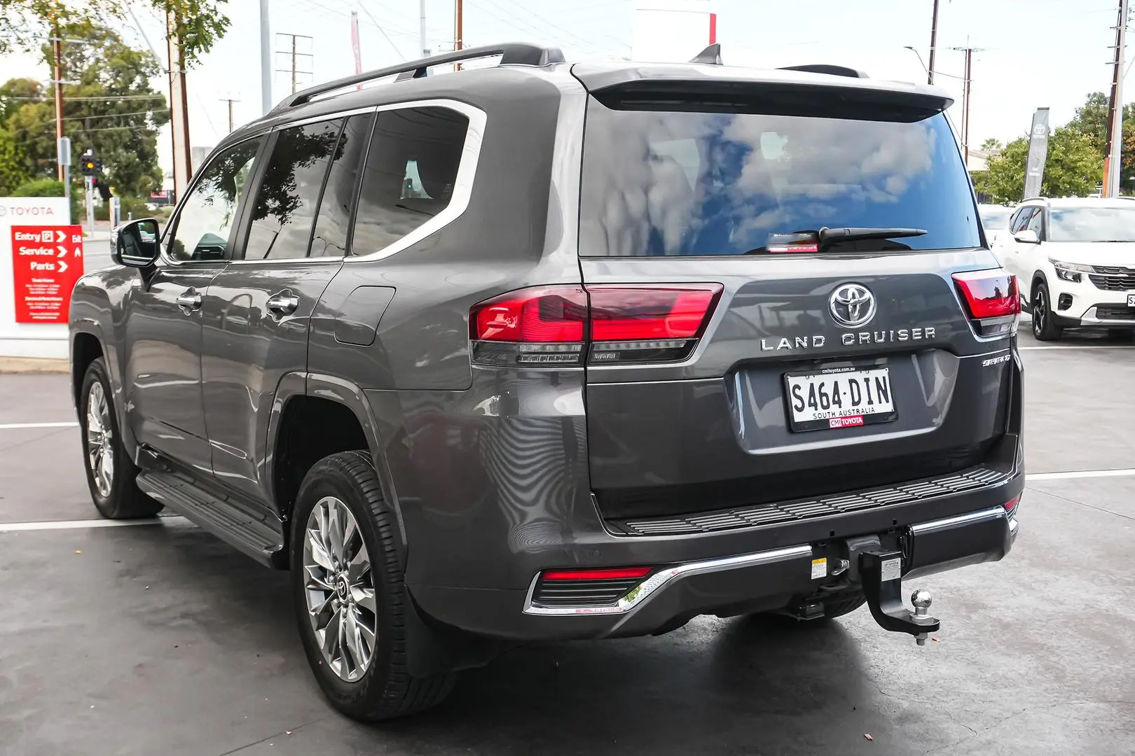 2024 Toyota Landcruiser Gallery Image 3