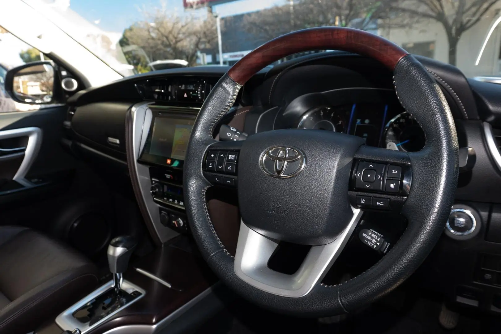 2019 Toyota Fortuner Gallery Image 6