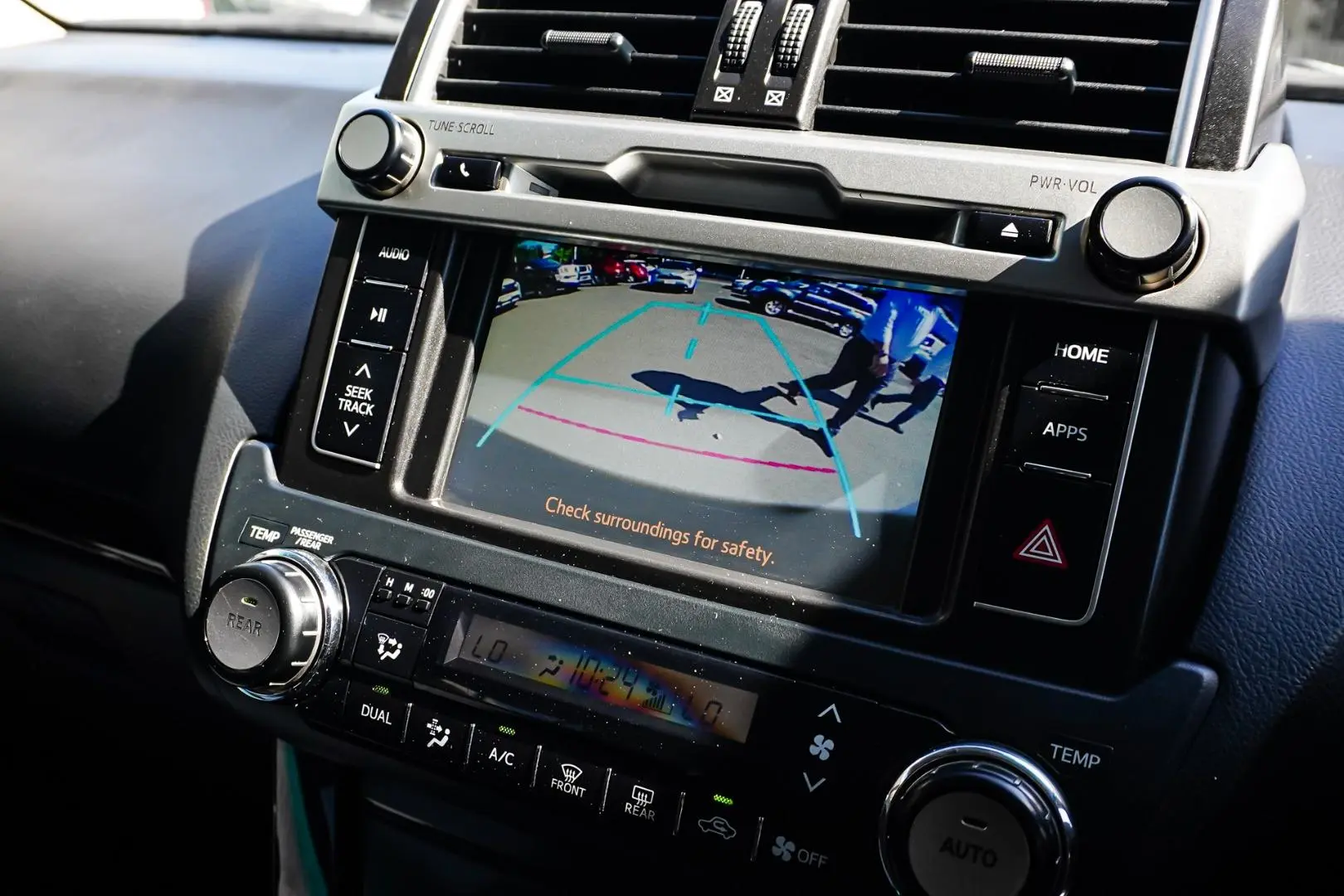 2013 Toyota Landcruiser Prado Gallery Image 23