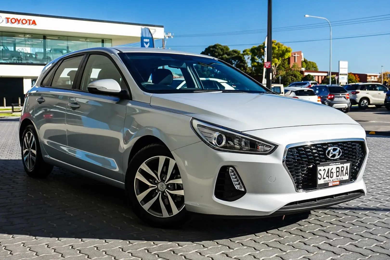 2017 Hyundai i30 Gallery Image 1